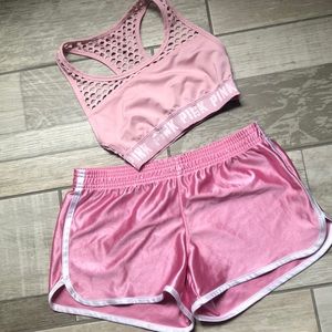 💞PINK VICTORIA’S SECRET ULTIMATE  SPORT BRA